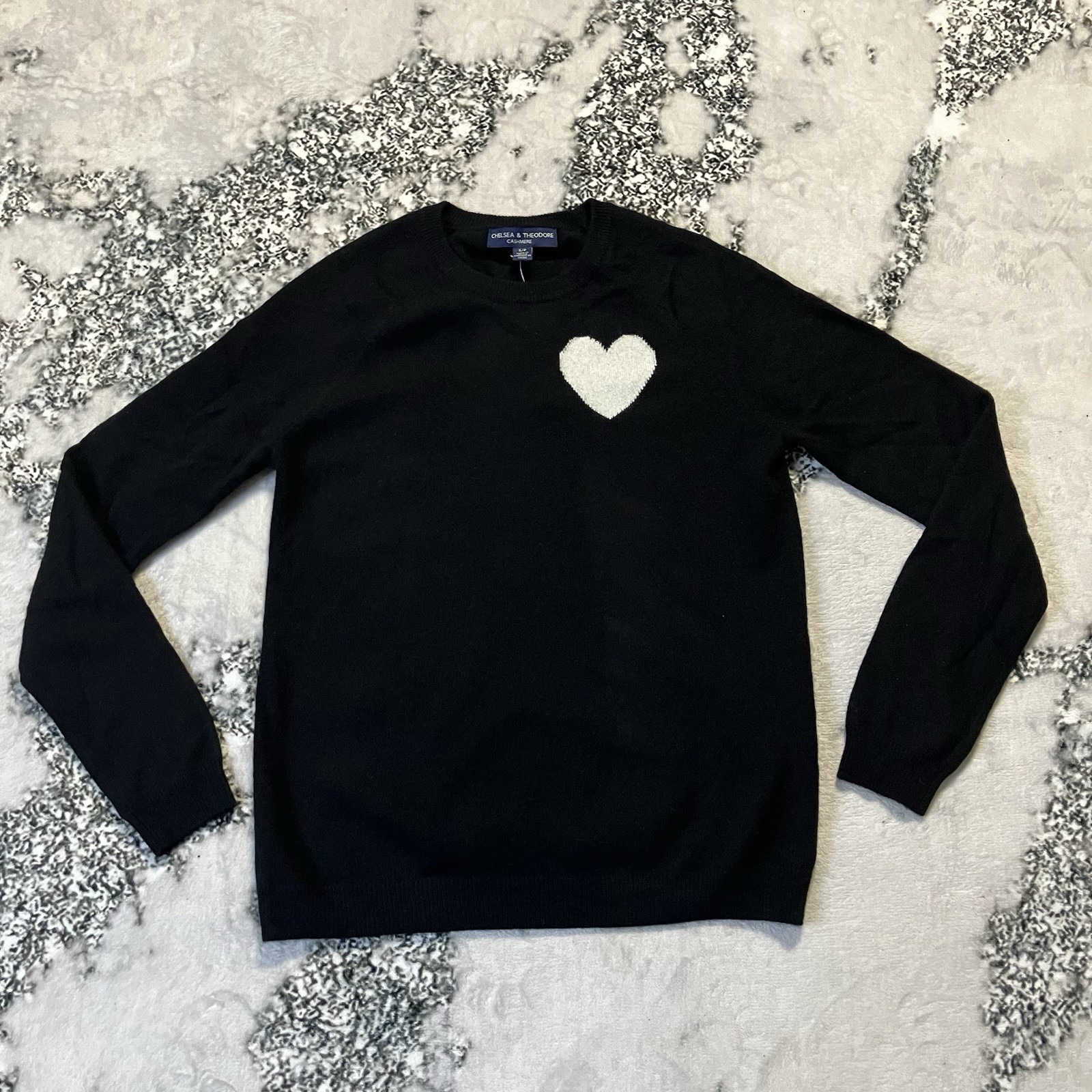 Chelsea Theodore Sweater Womens Size Small P Black Frost White Cashmere Heart